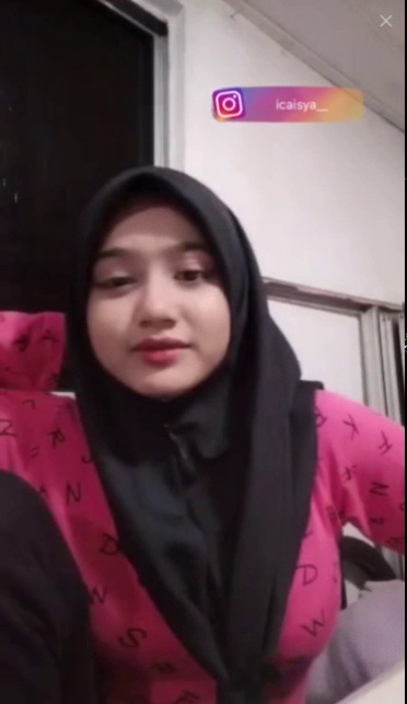 Porn podolski7803:  fakecumy:  Isya punya live photos