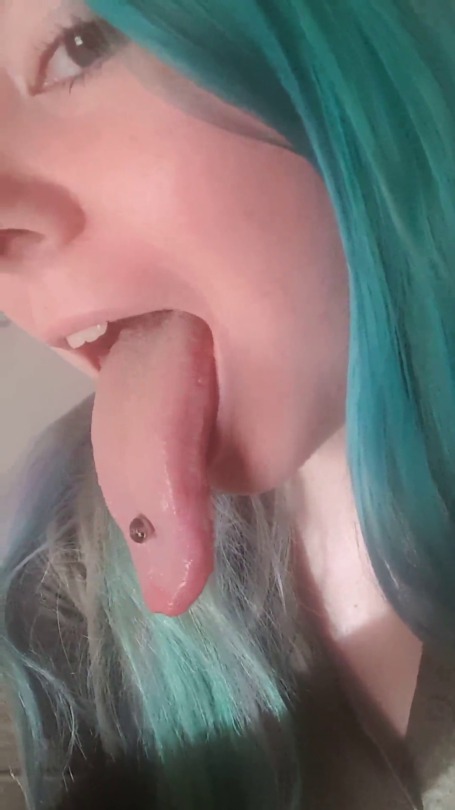 Porn Tongue Sucking and Licking photos