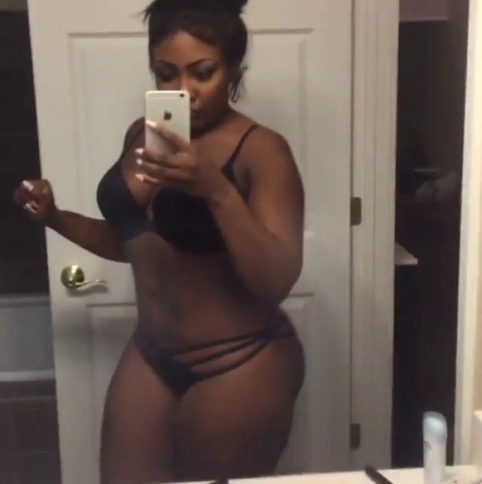 jazziedadd:  BootiDelicious. CurvyLicious Mami..   Ms BlackBrazillian 💜💜💜