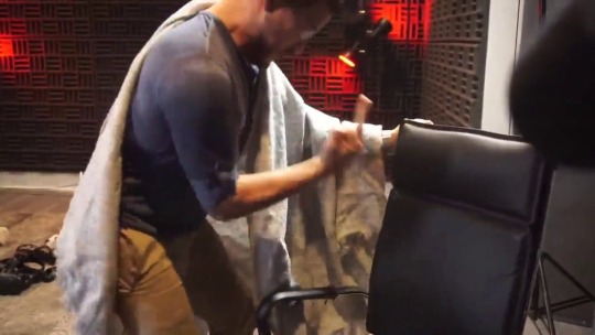 allonsysailormoon:  BREAKING NEWS: Markiplier Accused of Chairassing a  Chair