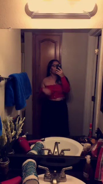 my hair is getting so long 🖤