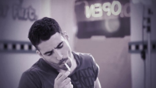 Welcome to hot guys, smokers, cute men and show-offs