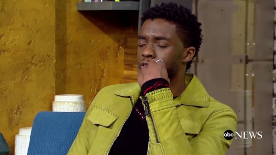 liaorwhatever:  ardnale: lebritanyarmor:   foreveryourfreak:  stayingwoke:   screengeniuz:   torisoulphoenix:   avasilevskiy:    Chadwick Boseman sings Grandma’s Hands (x)  Another video of him singing!!!!!   YAAAAAAAAAAAAAAAAAAAAASSSSSSSS!!!!!!!!!!!!!!!