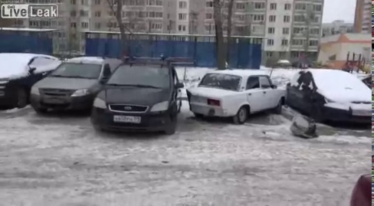 zydokommuna: tchaikovskaya:  materassassino:  thehoff0204:  https://imgs.xkcd.com/comics/parking.png  a hero  2 seconds into this video w/o audio i INSTANTLY knew this was russia lmao  “You want to cut it off?” “How else am I supposed to park?”