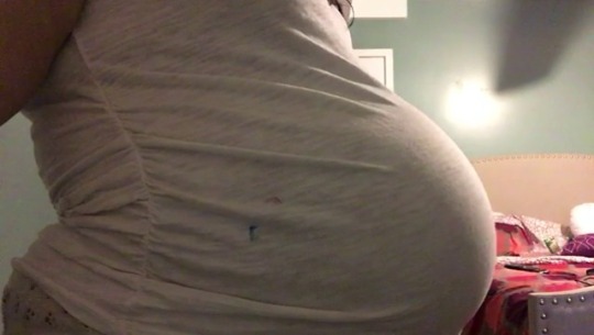 preggoalways: The waddle walk LOL