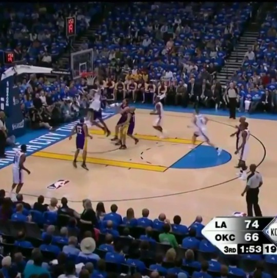 throwbackhoops:  Russell Westbrook YAMS on Lamar Odom! (2010)