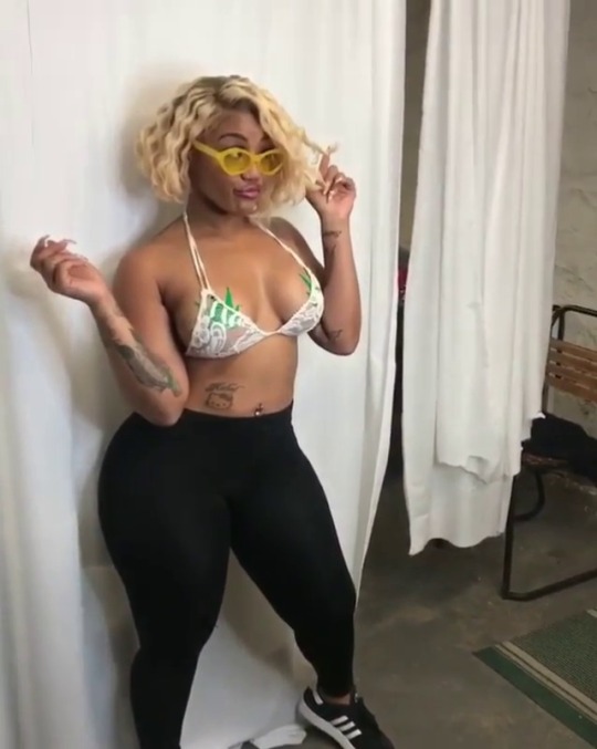 Assinleggins2