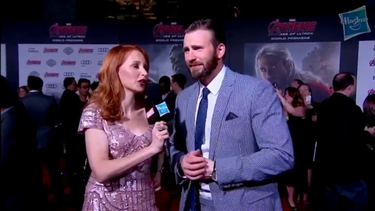 salty-blue-mage:  whatagrump:  spideyjlaw: oh just a drunk chris evans at the age