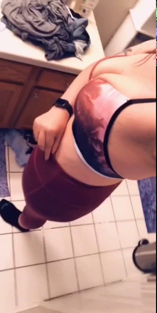 bongxbeauty:  Ready to run! Wish me luck 😅👍🏼💪🏼