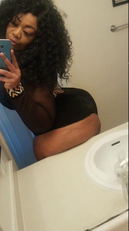 barry212121:  shesablessing63:  Bigfine  Azzzzzzz