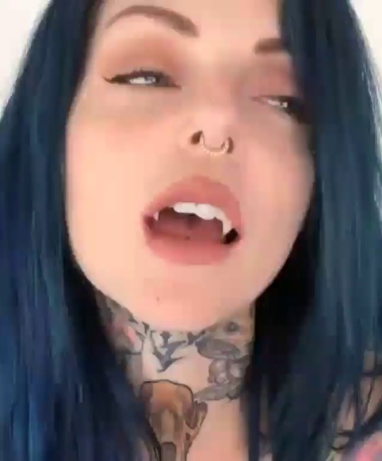 inlovewiththisaltgirl:  Riae sg and her split tongue @inlovewiththisaltgirl