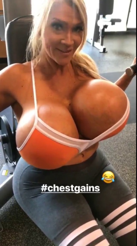 lukecage777:  bimboloveaffair:  Allegra Cole  😳  THICK HOT GYM SLUTS, THICK HOT