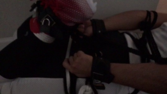 utexfrat:More of the bound Jock trying to free himself. Yeah, he’s untying stuff,