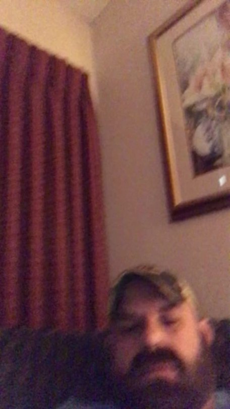 culitosgorditos:  allenbear1975:  Voyeurs watch me stroke outside my hotel window at Habana Inn in OKC   