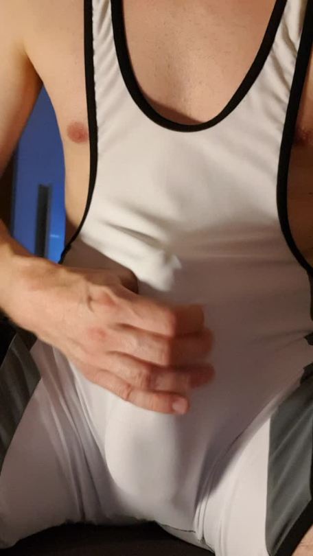 singletplaying:  Playing in my hot Aussiebum Wrestling Singlet (take some viagra before) 