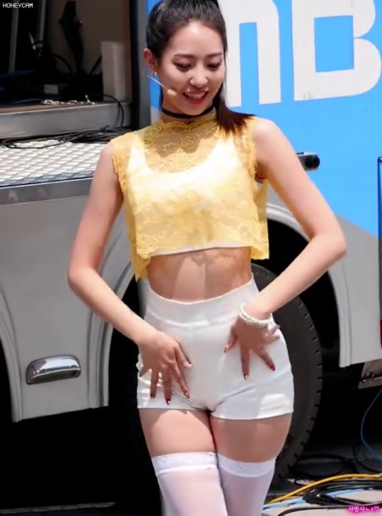 cho-hyo-ji:  asianhothotties:  hiro3712:    Bestie Dahye    Queen of the kpop camel
