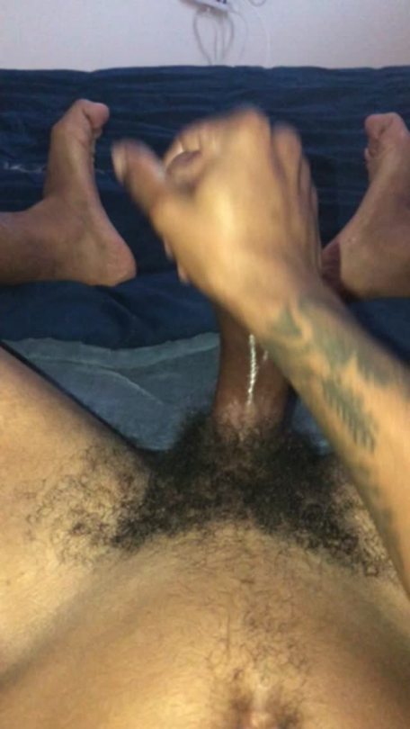 melloboi4u:  caramel4lifee:  Hairy dick and soft feet  Follow melloboi4u