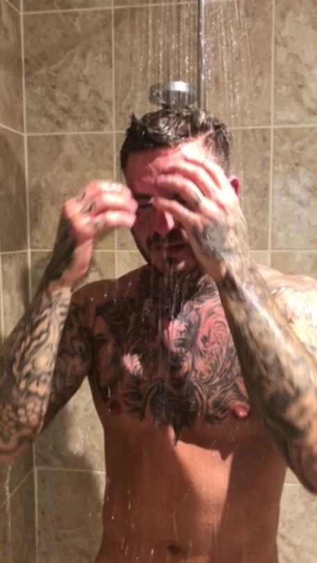 tattedgeorge25:  Nothing better than a shower first thing in the morning! 😛 want to see more like this then head over to my ONLYFANS or just for fanshttps://onlyfans.com/tattedgeorgehttps://justfor.fans/gdol25George @ JustFor.FansGeorge