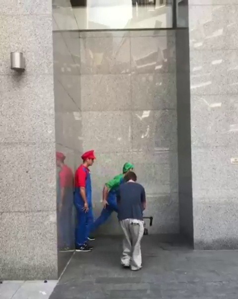 retrogamingblog:  Mario and Luigi getting in shape for Super Smash Bros Ultimate