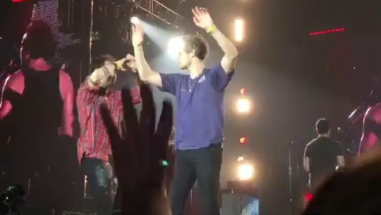 mukeisreal:  That super awkward moment Luke looks about to kiss Michael, realizes they’re on stage, and then whatever that was…happens…