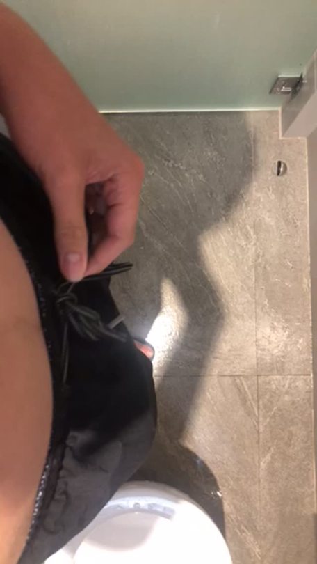 plenty-of-pleasure:  Come suck 💦