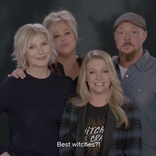 sabrinanetflixtv:  Sabrina The Teenage Witch stars (  Melissa Joan Hart, Nate Richert, Caroline Rhea  &   Beth Broderick) wanted to send their “BEST WITCHES” to the cast of Chilling Adventures of Sabrina (Kiernan Shipka, Ross Lynch, Lucy Davis)