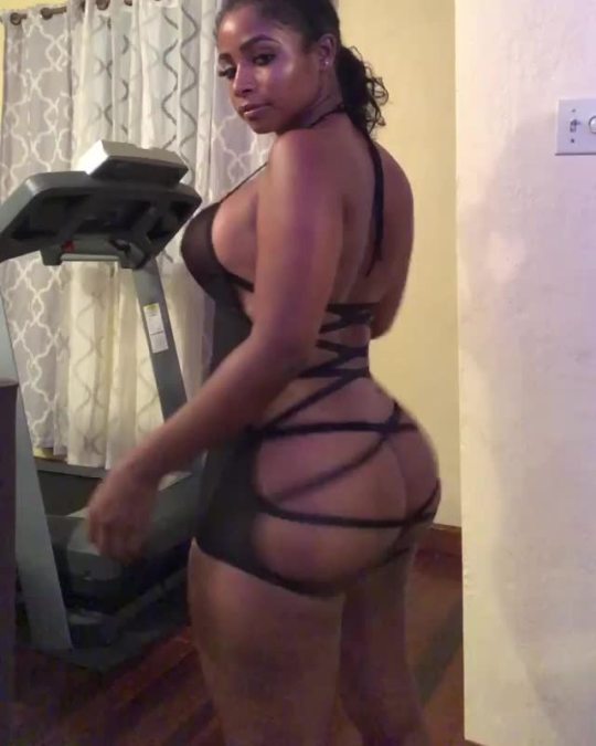 kingjazziedad:  DeliciouslySexy. Curvy. Luscious. BootiDelicious. Ms Farnendez LatinoInferno ❤️ ❤️ ❤️ 