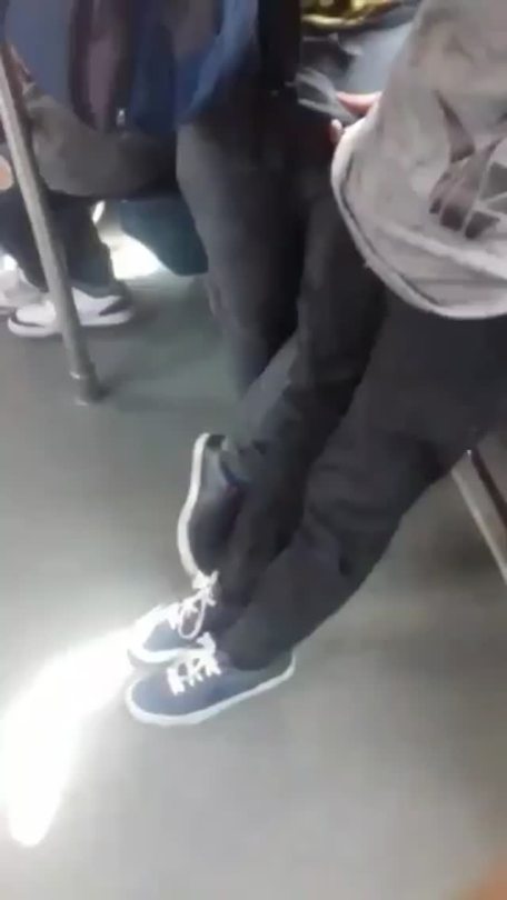 amateurbbackgay:  Crusing en el metro de la ciudad de México