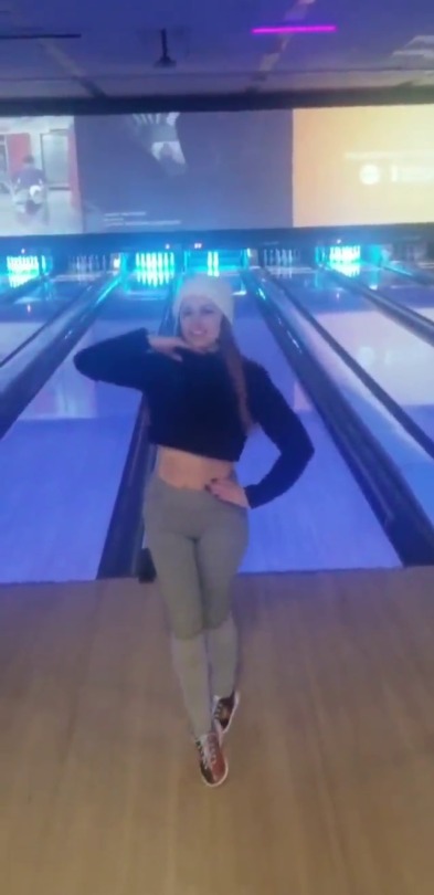 100% LEXI BELLE