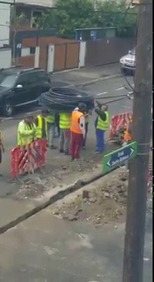 sofea-00:Por esto no son ingenieros.