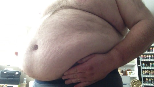 brieflybeardedbelly:Belly Play!  porn pictures