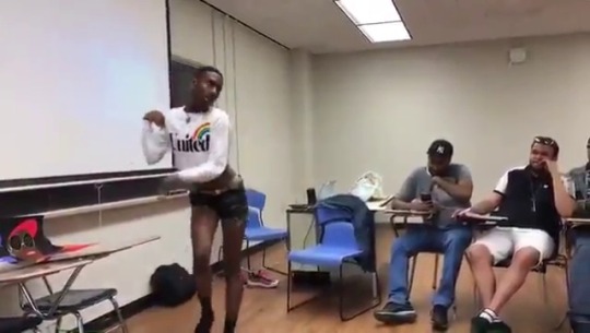 mousetrap242:  niggazinmoscow: THIS is amazing! Them men on the front row don’t