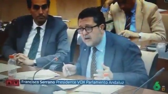 @RubenSanchezTW 15 hHace 15 horasMás“Se están promoviendo relaciones homosexuales entre niños menores de 10 años”. Este disparate sobre los colegios públicos lo ha soltado en el Parlamento @FSerranoCastro, el juez que fue inhabilitado