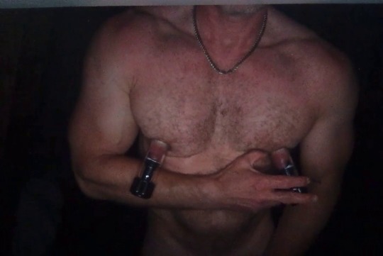leathernips