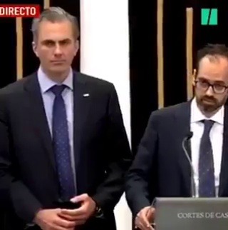 @Yo_Soy_AsinY esto señoras y señores es lo que piensa la extremaderecha sobre el TERRORISMO machista.   No hay más preguntas señoría….