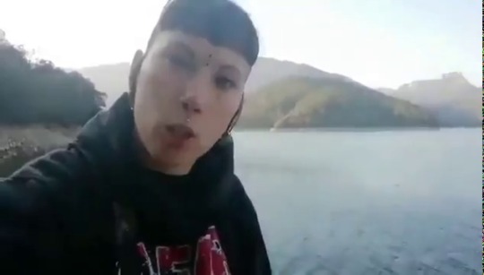 Tenía que llegar u llegó. Creo que es un virus.