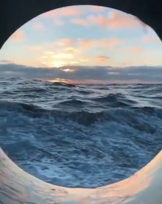 hellocoraco:“The ocean calms my restless soul.“   💙  