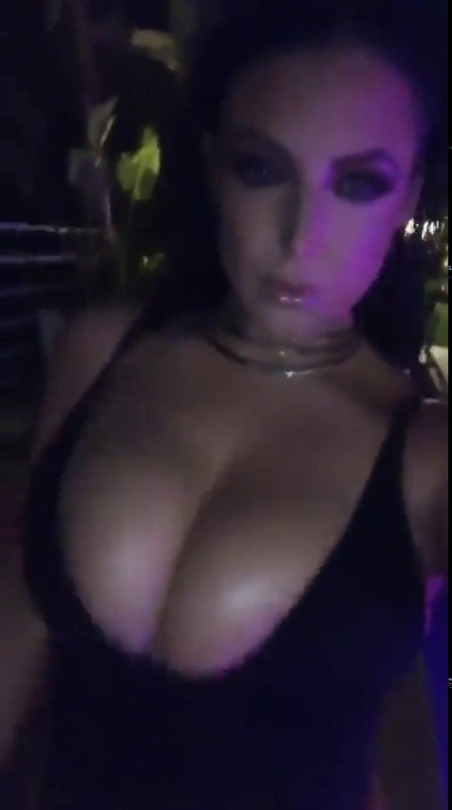 Porn Pics myblacklips:Fuck that jiggle is so hot🔥🔥