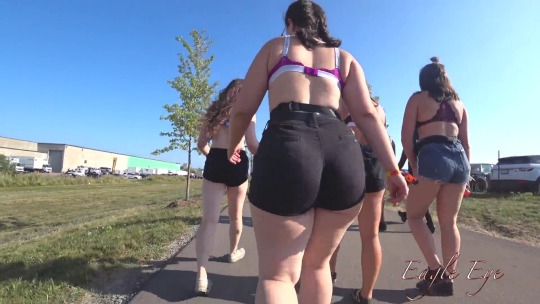 bootycandids:  #151 - Superthick Pawg looking at my shadow following so closely behind