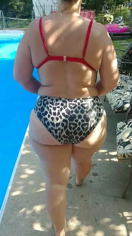 supercplsnaughtywife:Just a little booty