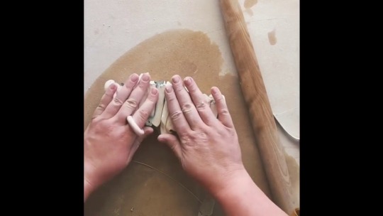 cyberjazzclub:  sixpenceee:   How do you get wonderfully marbled agate ceramic dishes?