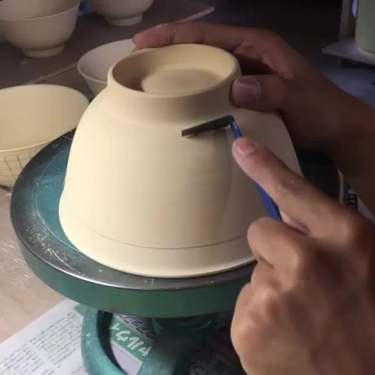 Faceting a Bowl by abe_haruya