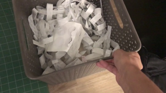 gayluigi:  somethingusefulfromflorida:  bob-artist: I reach into my garbage can and