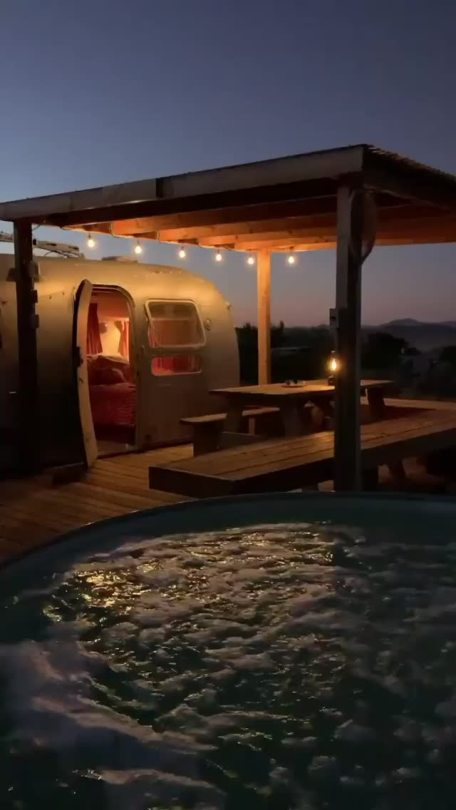 c&ndash;a&ndash;b&ndash;i&ndash;n:JoshuaTree, California 