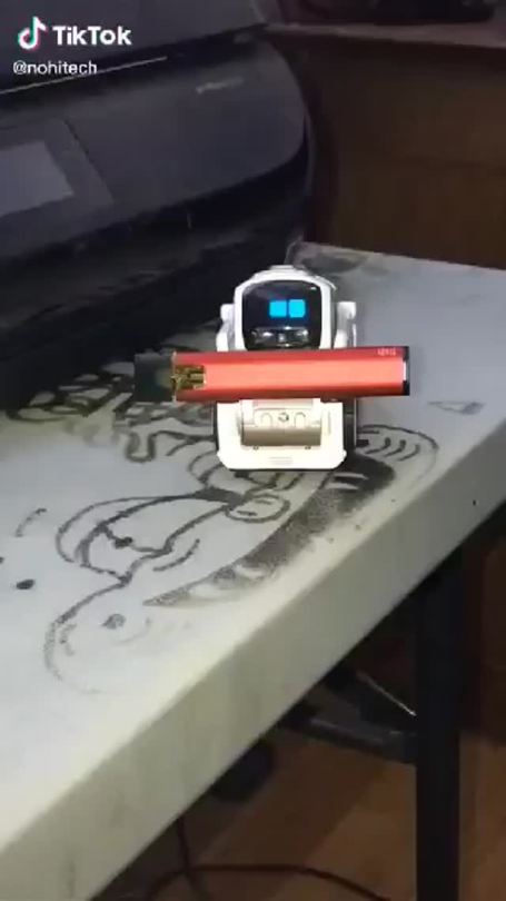 only-tiktoks:only-tiktoks:robot: take a dabperson off screen: nah I’m chillin’robot: pu-Ssy *angry noises*