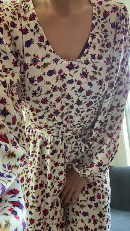 mrshawtcakes:when mom clothes hide the Milf (watch until the end) 😉follow my Onlyfans