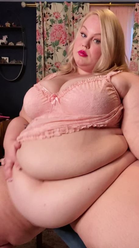roxxieyo:Turn me into an obese fuckdoll, pleaseee