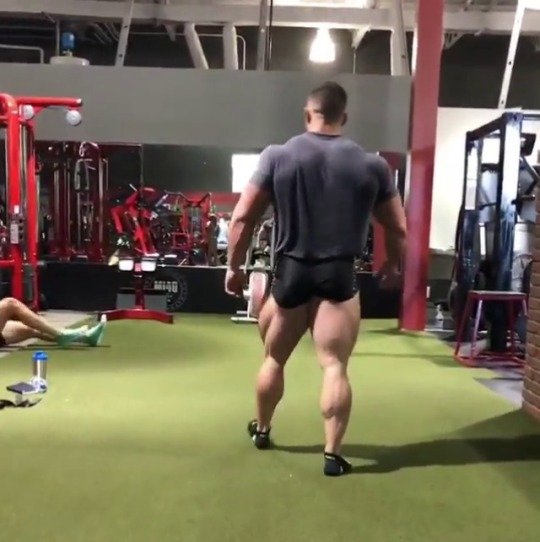 cdngymrat:  Post squat session. Woof!