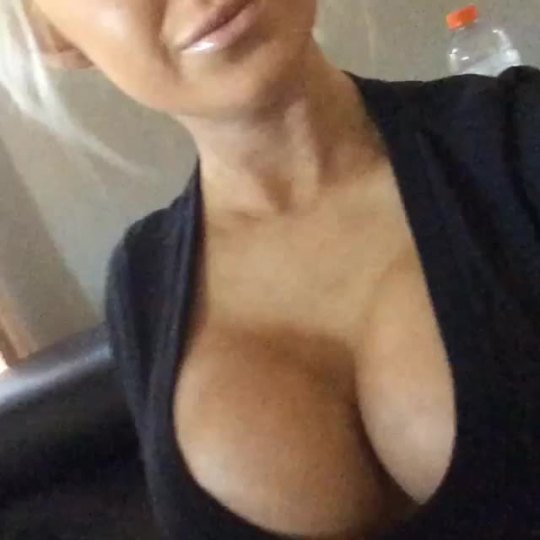 brittreprogrammed:bimbo-inspiration:Lyndsey Bruyere&rsquo;s AdviceI will always
