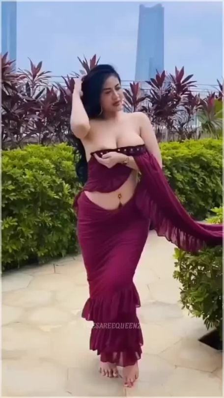 Porn photo beautifullybeautifulgirls:Top Hot saree video